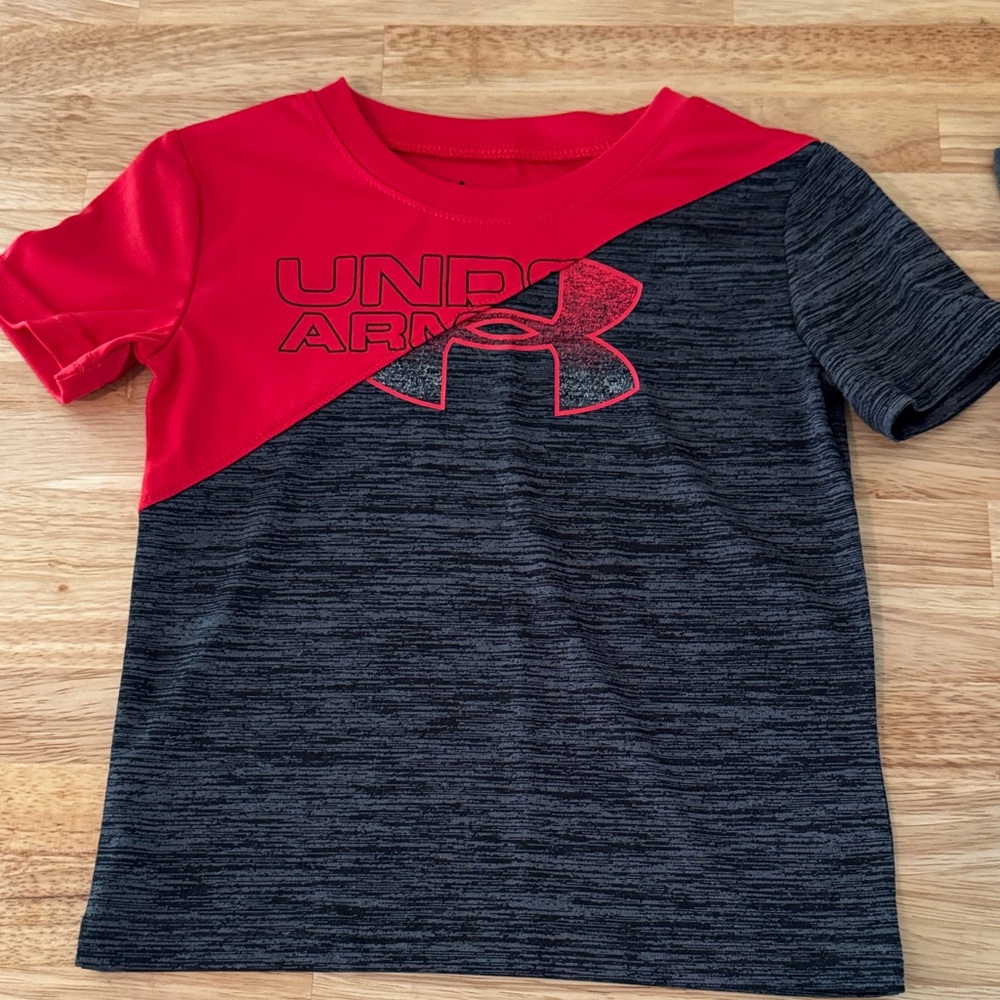 Under Armour Kids Red and Gray Short Sleeve Tee
